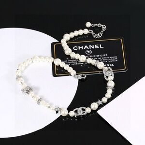 Chanel pearl necklace